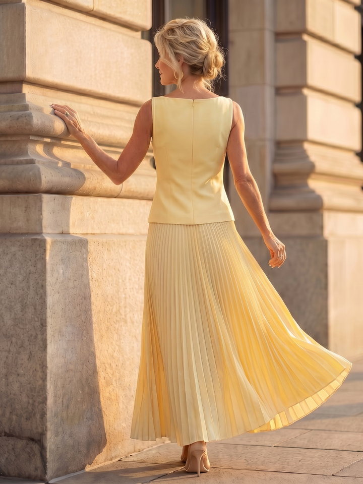 Women’s Structured Bodice Pleated Two-Piece Skirt Set