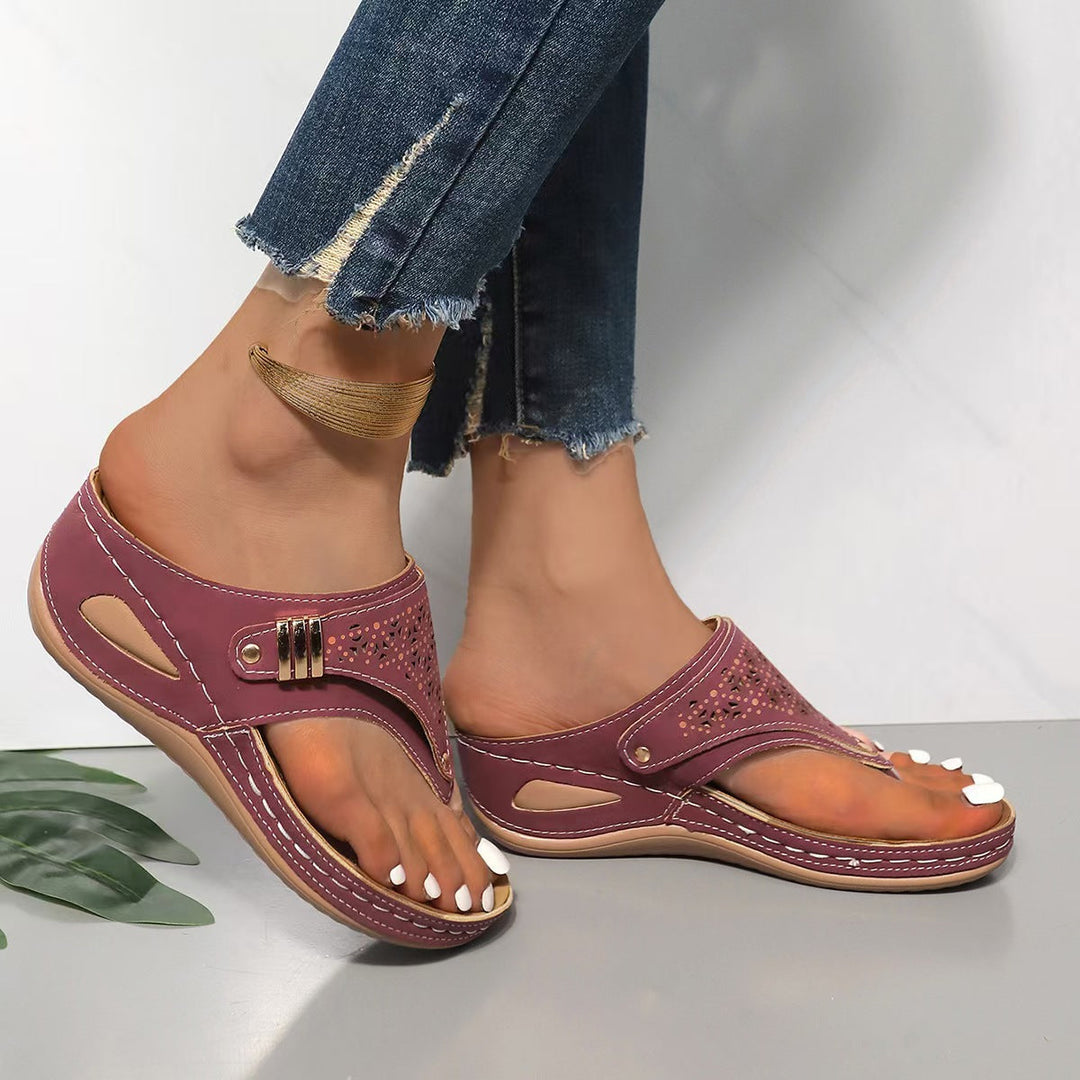 Women’s Lightweight Cushioned Slip On Walking Shoes