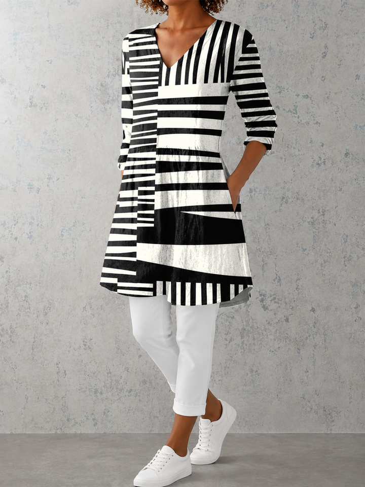 Women’s V-Neck Longline Blouse