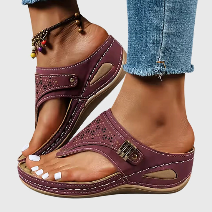 Women’s Cushioned Slip On Walking Sandals