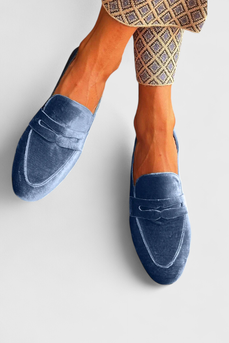 Women’s Comfortable Slip-On Loafers